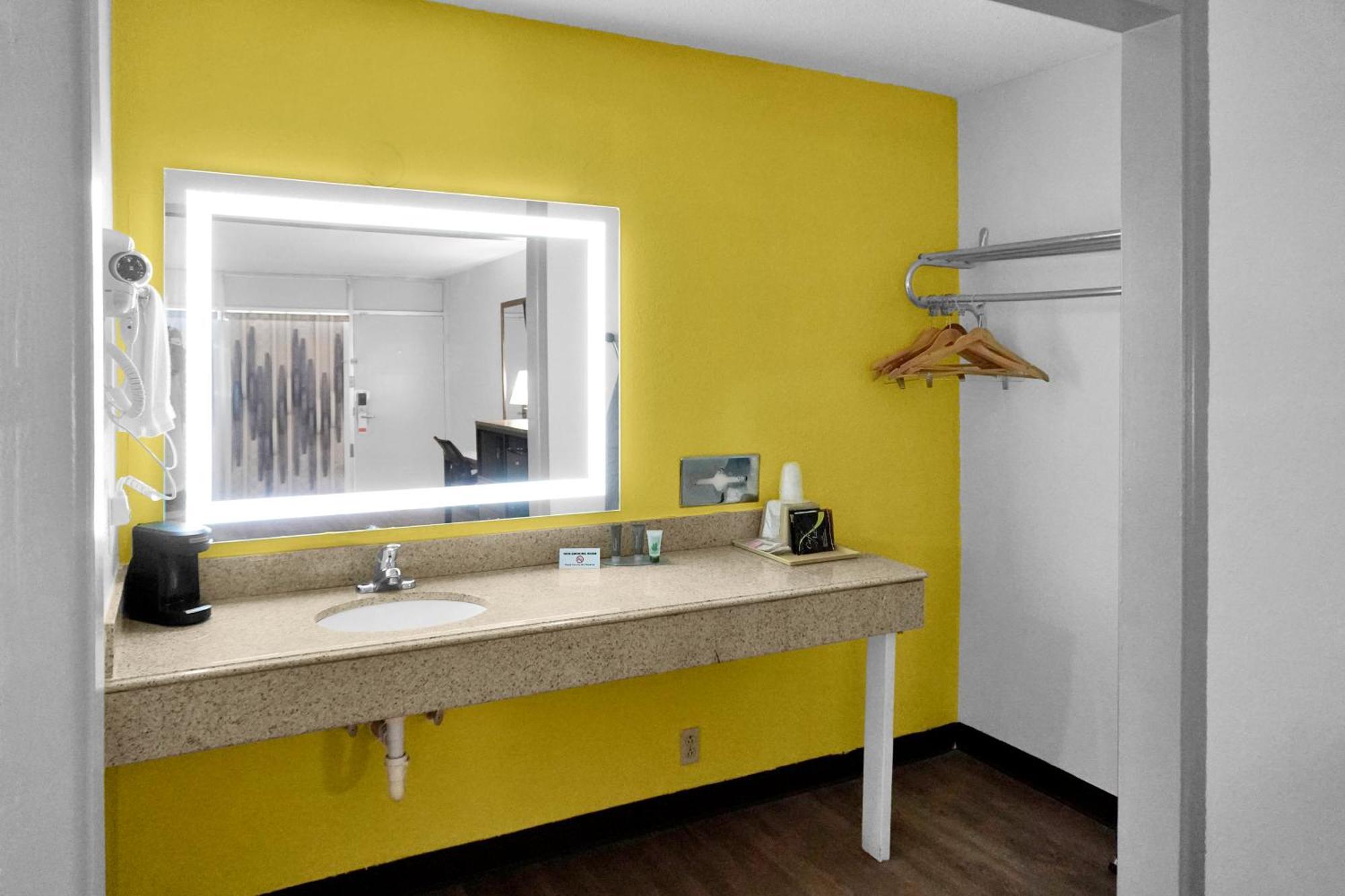 Econo Lodge Carlsbad Caverns Area Εξωτερικό φωτογραφία